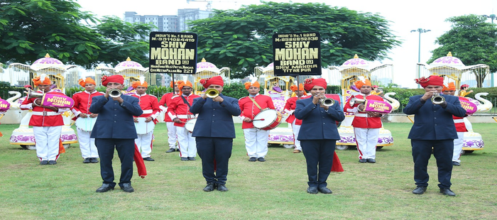 Golden Mic Weddings